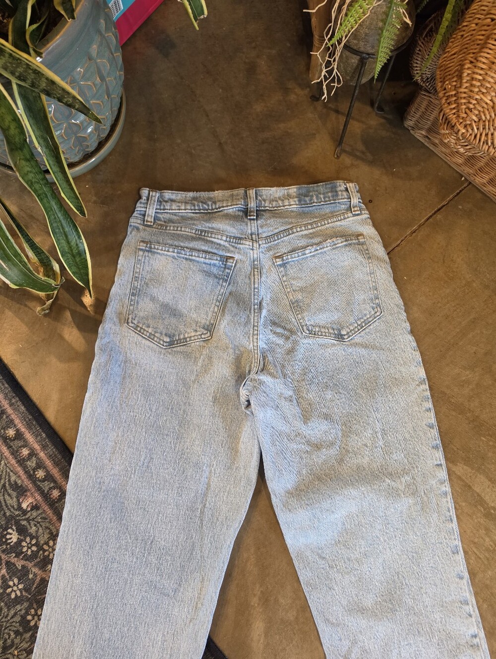 Abercrombie & Fitch The 90's Straight Ultra High Rise Light Denim Jeans Sz 29/8r - Picture 6 of 6